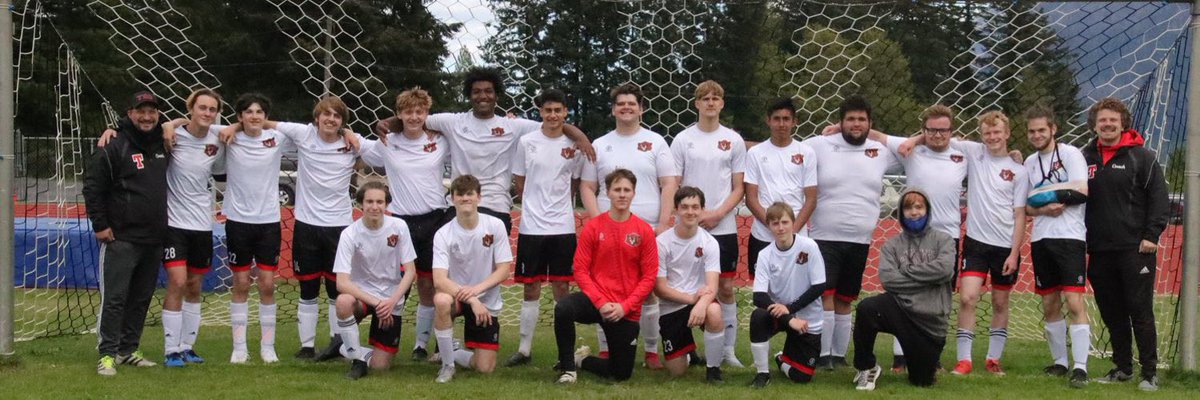 kevinschultz15's tweet photo. Tenino, from the bottom of my heart, thank you! 🔴⚫️⚽️🦫❤️ https://t.co/nWjnpkTqV0