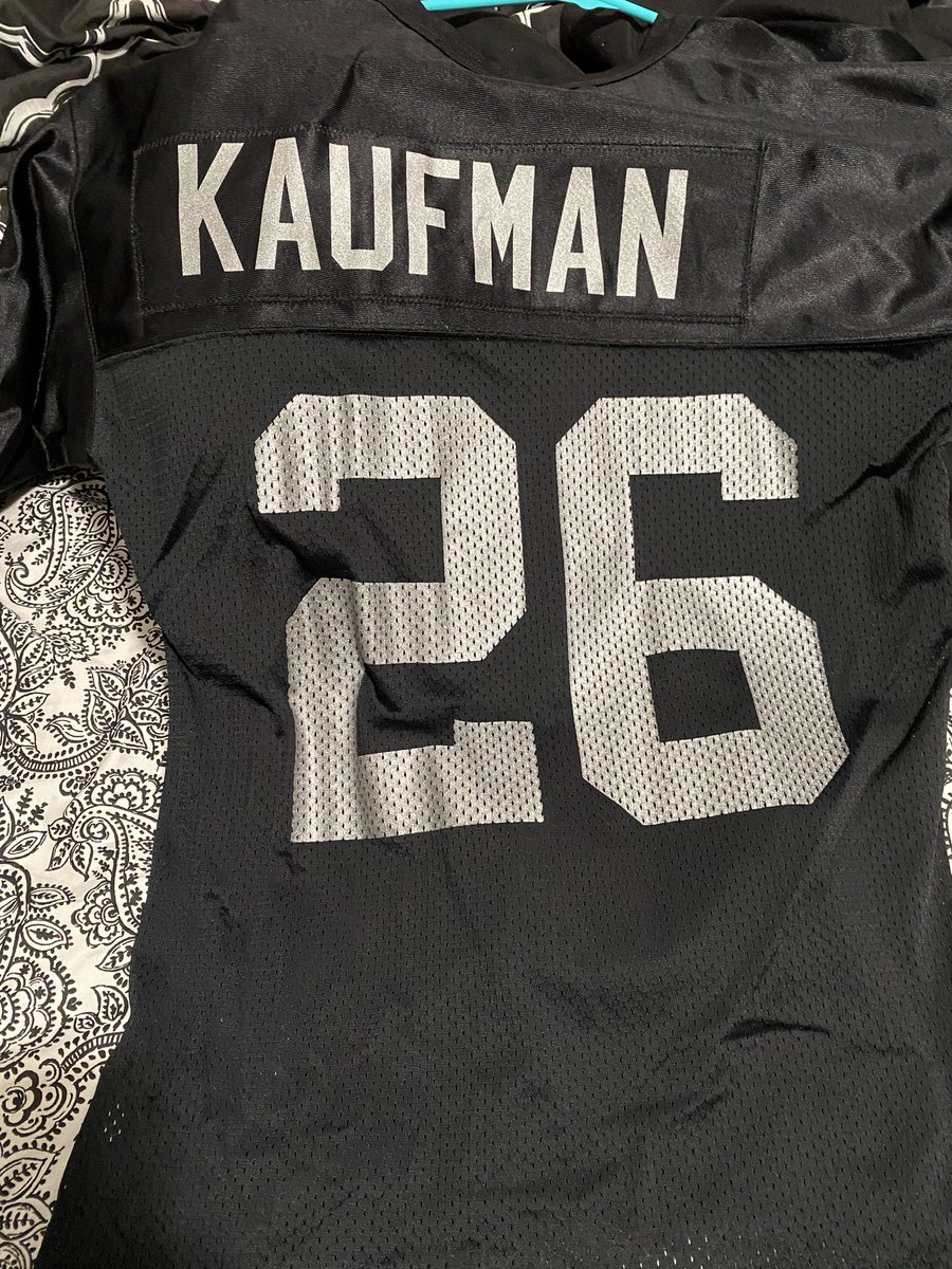 JRam1315's tweet photo. @HondoCarpenter Growing up in Lompoc, Ca, we all knew who Nip was! Then he went to the Raiders and he instantly became one of my fav players of all time!! Still got my Starter jersey lookin fresh @napoleonkaufman https://t.co/hAytPgsWuc