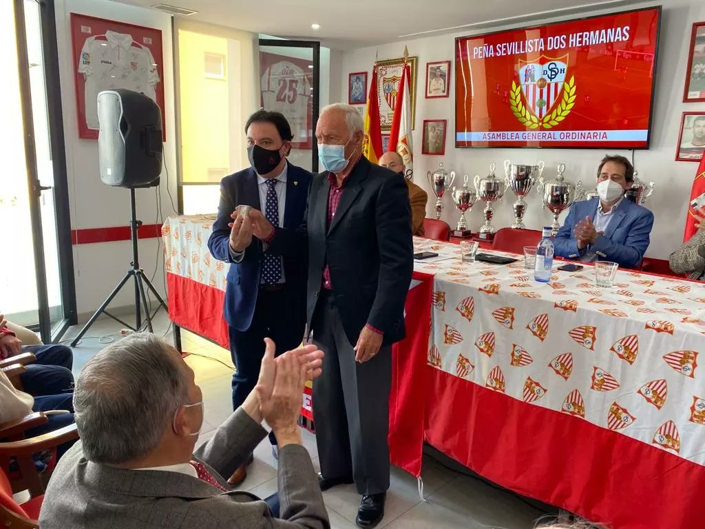 psdoshermanas's tweet photo. 🇦🇹 ASAMBLEA GENERAL ORDINARIA 2.022
🔴 Imágenes de la Asamblea celebrada el pasado domingo, 27 de marzo.
⚪ Gracias a todos nuestros socios/as, y felicidades a nuestros queridos socios, D. Juan Sotelo, D. Francisco Florido y D. Antonio Gallardo.
🤝 Creciendo juntos. #PSDH https://t.co/ZXRtAXGpck