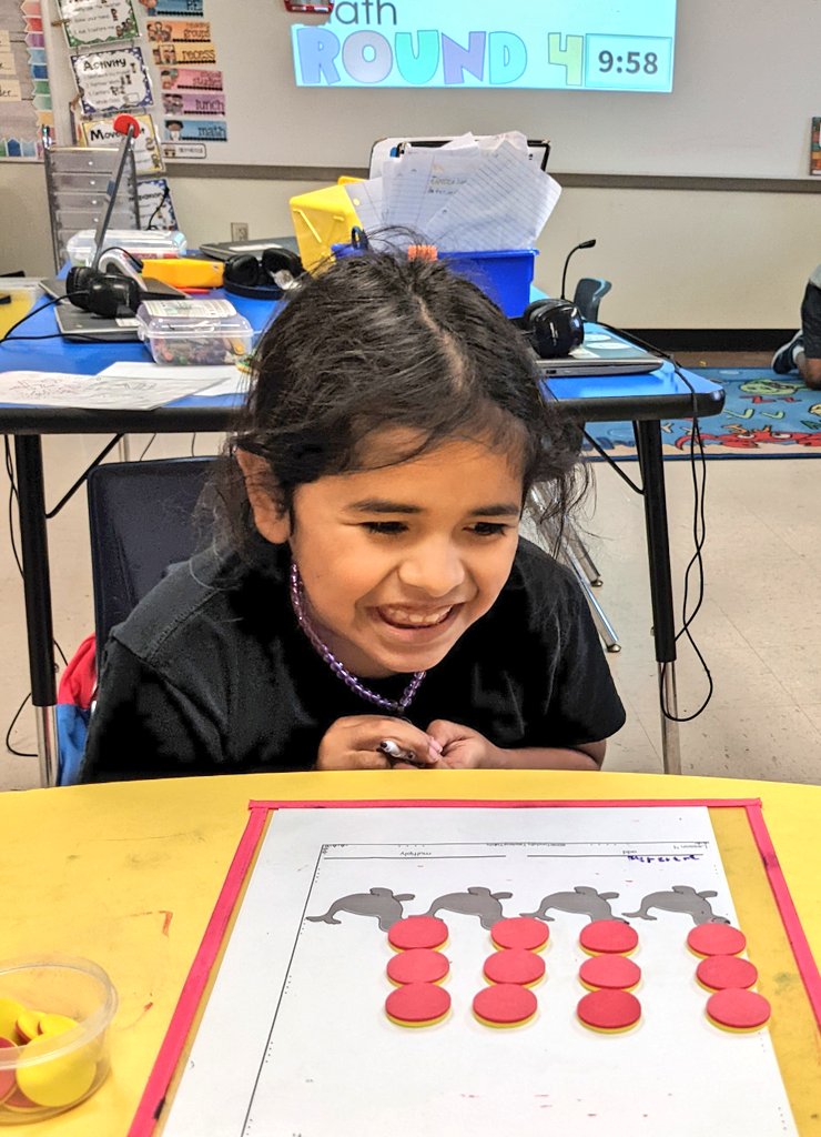 MsHolt12's tweet photo. Multiplication excitement! 😍 https://t.co/FiMRE19MBX