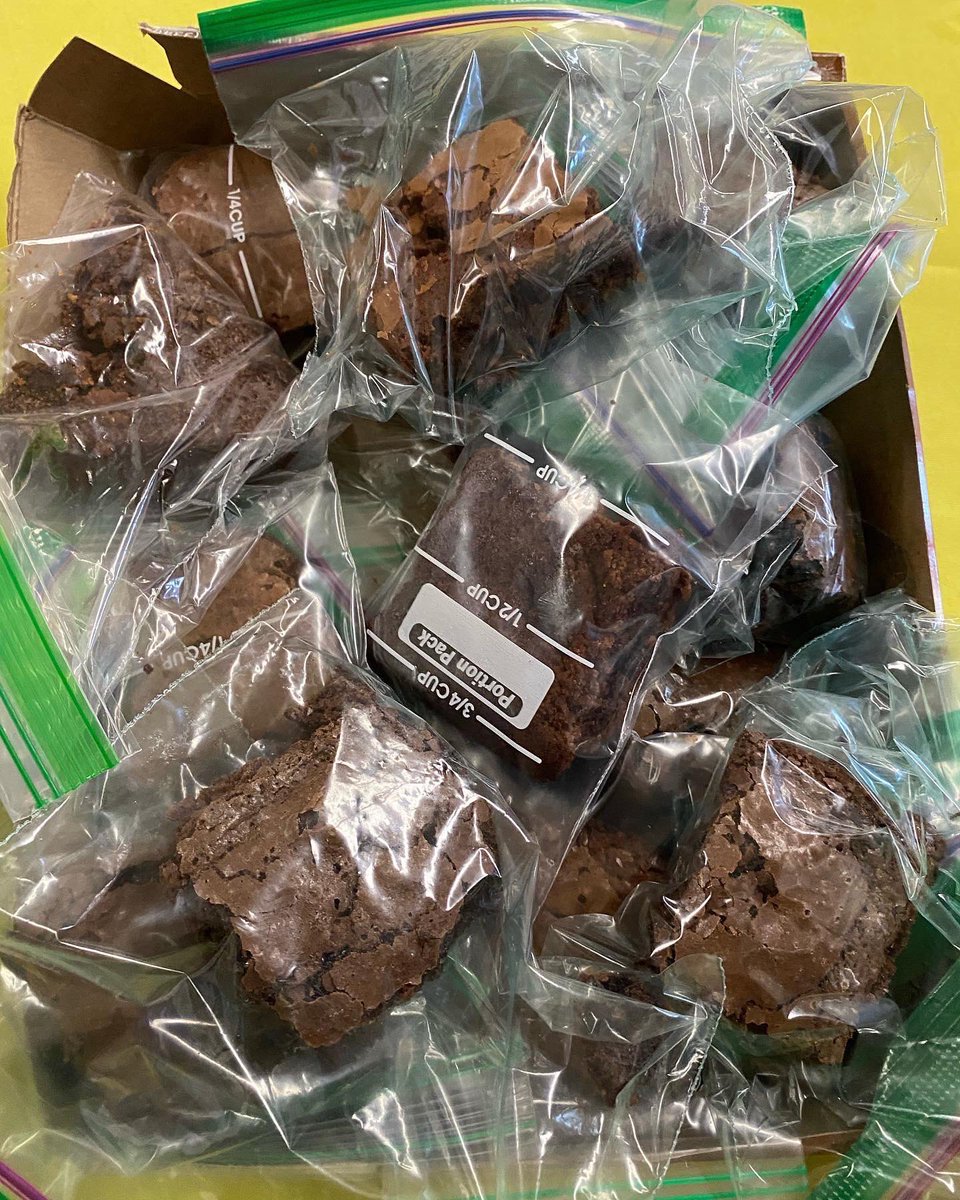 LakelandCAB's tweet photo. bake sale for ukraine went so well !! https://t.co/P8q2szo7U2