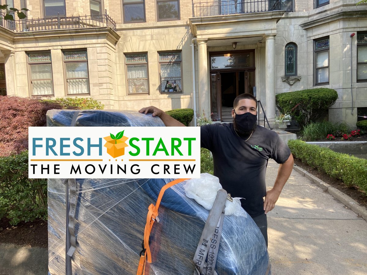 MovingCrew's tweet photo. Whether you're moving a few boxes, multiple safes, or even a piano, our experienced crew is ready to help! We specialize in moving items of all sizes and look forward to taking the stress out of your move. Call 508-868-4291 to see how we can help you today! #themovingcrew #movers https://t.co/EjrBVvnSE8