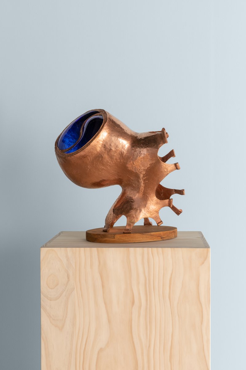 Visit #JamesMetcalf: Hammer and Hand at the gallery’s 297 Tenth Avenue location through April 24. The exhibition brings together works spanning almost 60 years which demonstrate the American artist’s startlingly original vocabulary of forms and techniques.