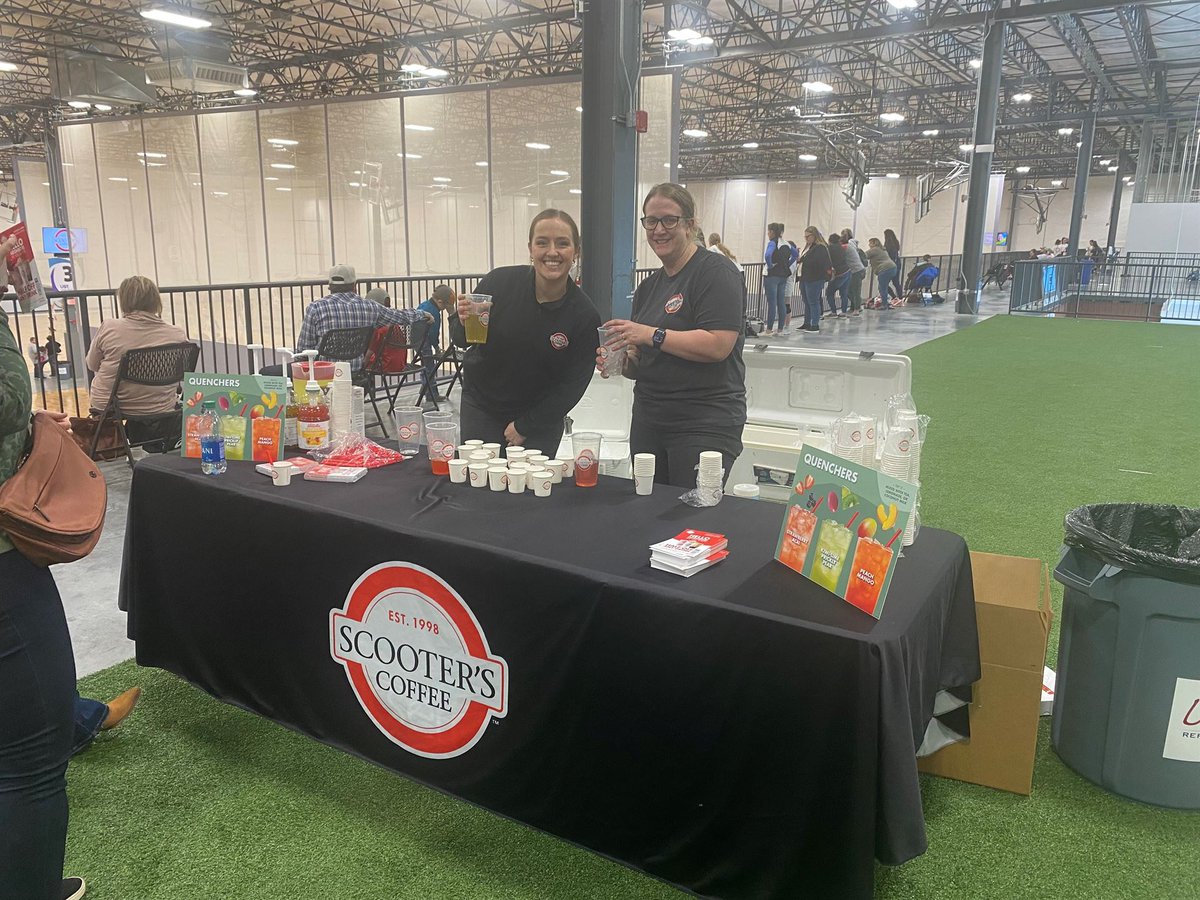 Thank you to all the Husker volleyball fans who attended our clinic Friday. A special thank you to @ScootersCoffee and <a href="/UnionBankTrust/">unionbanktrust</a> for making the event possible.

opndr.se/wXpgcWCvf