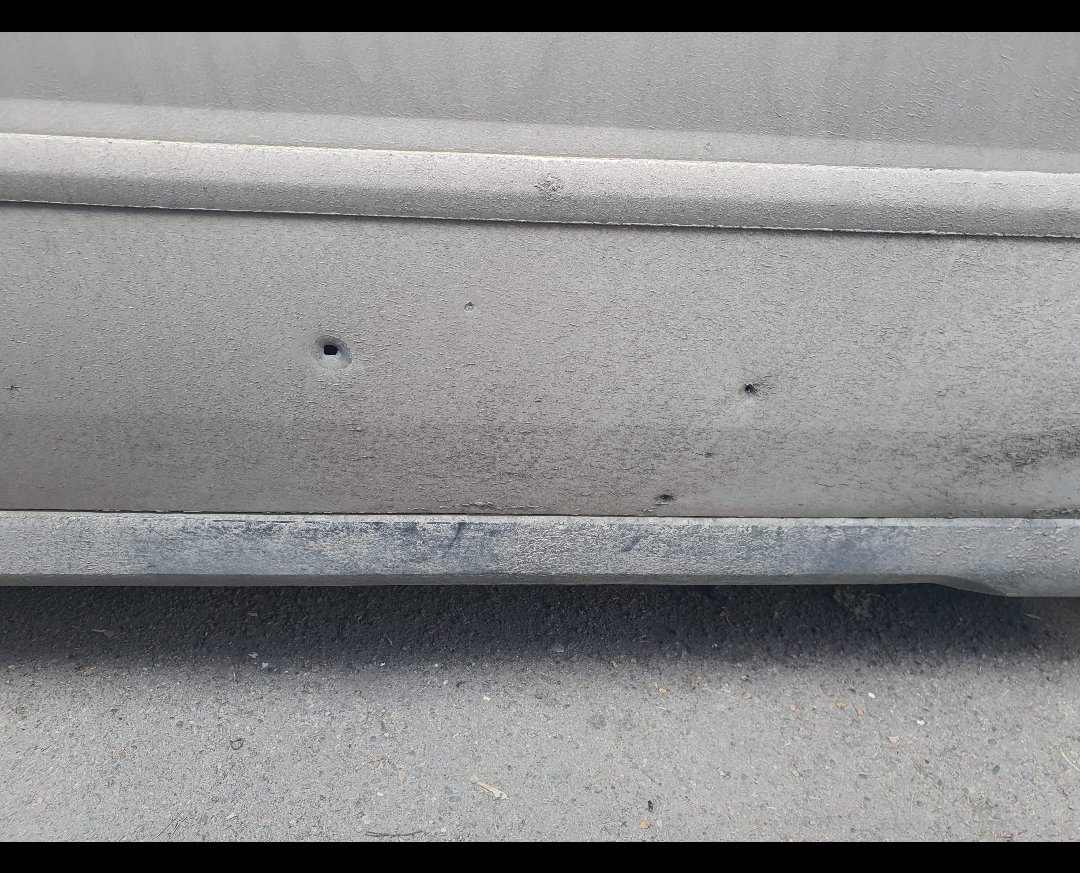 UkrainePortugal's tweet photo. Bullet holes on car crossing the border. https://t.co/oyDGqY7uhj