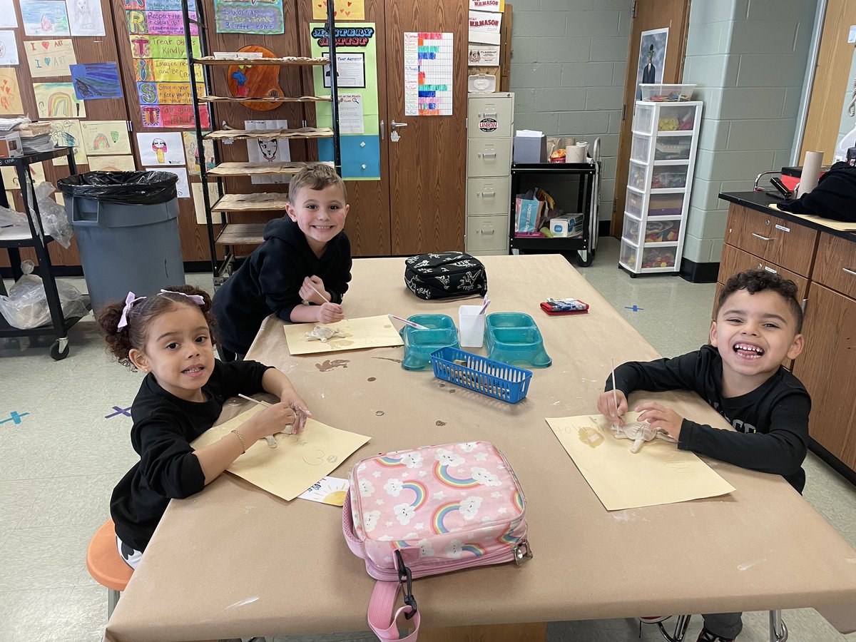 Ms. Fuschetto tweet media