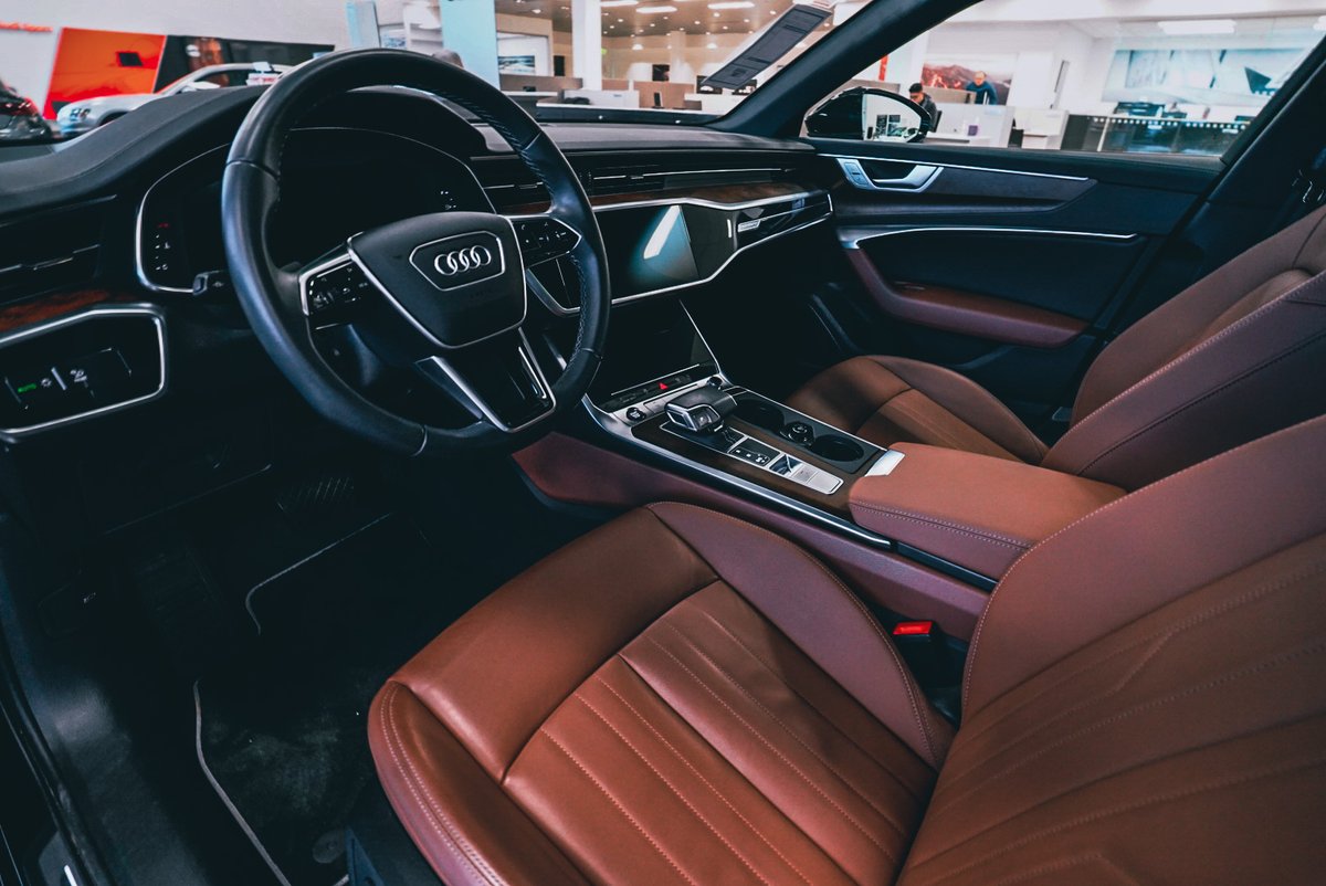 AudiFairfield's tweet photo. #InteriorTuesday - With seating up to five, the Audi A6 offers exceptional comfort for everyone, while also allowing for 40/20/40 split-folding rear seats, making it as versatile as you need. #Audi #AudiFairfield https://t.co/ZIsM1VkhaL
