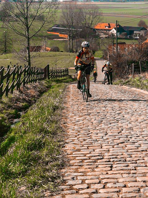 Throwback 🚴&zwj;♀️ 4 years ago headed for my first Flanders with @pornpedallers https://t.co/RITRCbMHO5