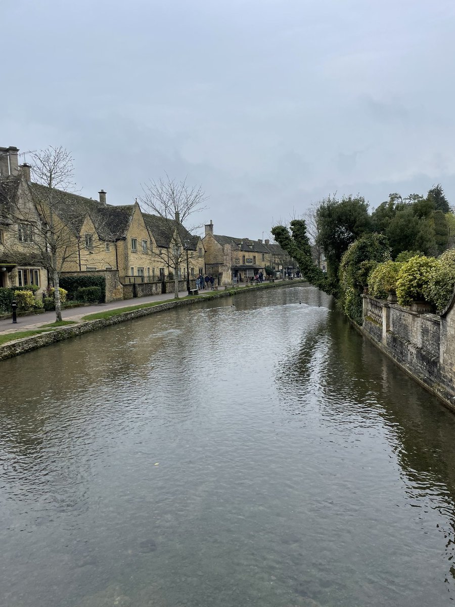clr_pd's tweet photo. Lovey week off work in The Cotswolds, recharging the batteries ☺️ https://t.co/RhnQH3OtWF