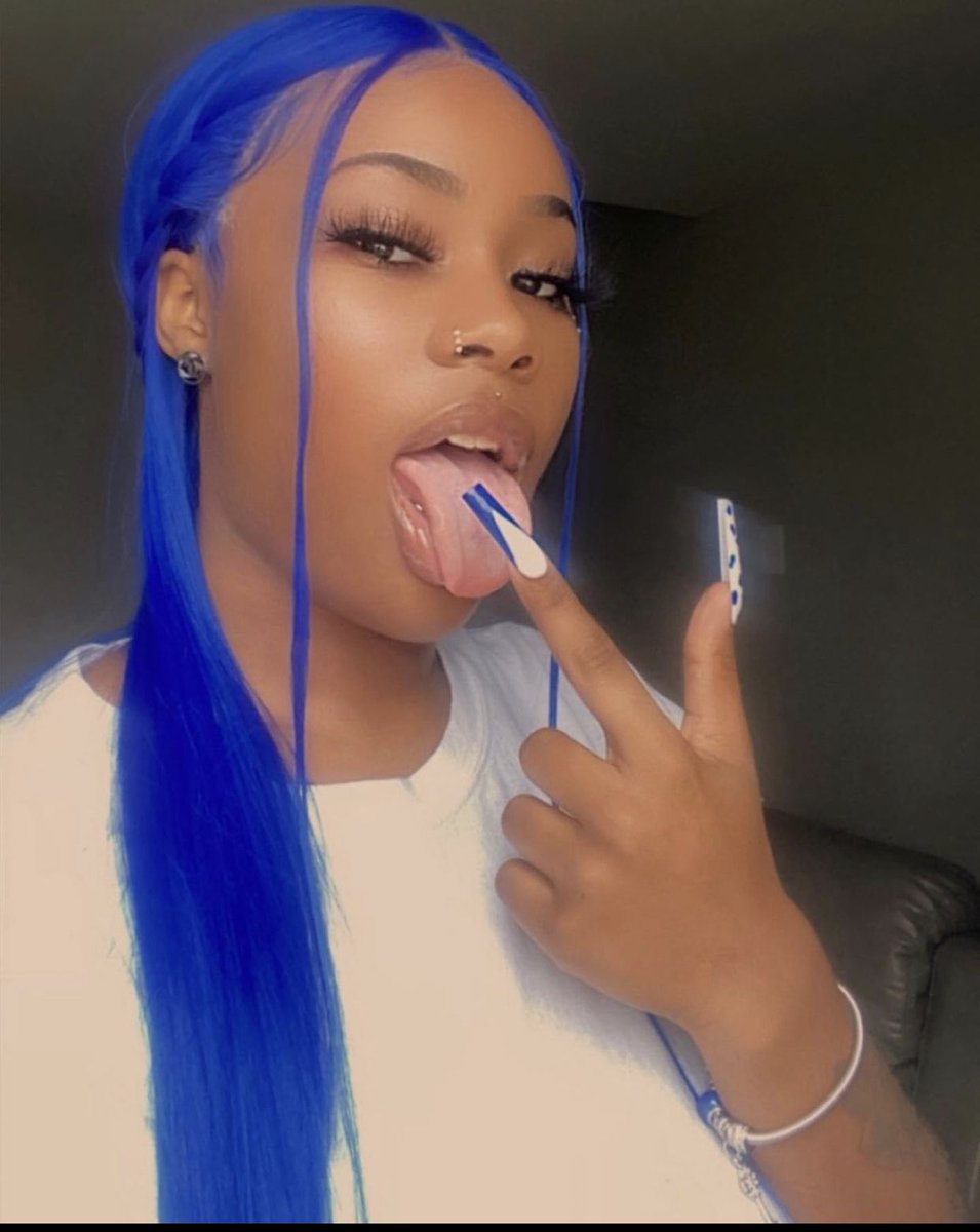 teesoforeign's tweet image. Jus made yo fav color blue 😏💙🥶