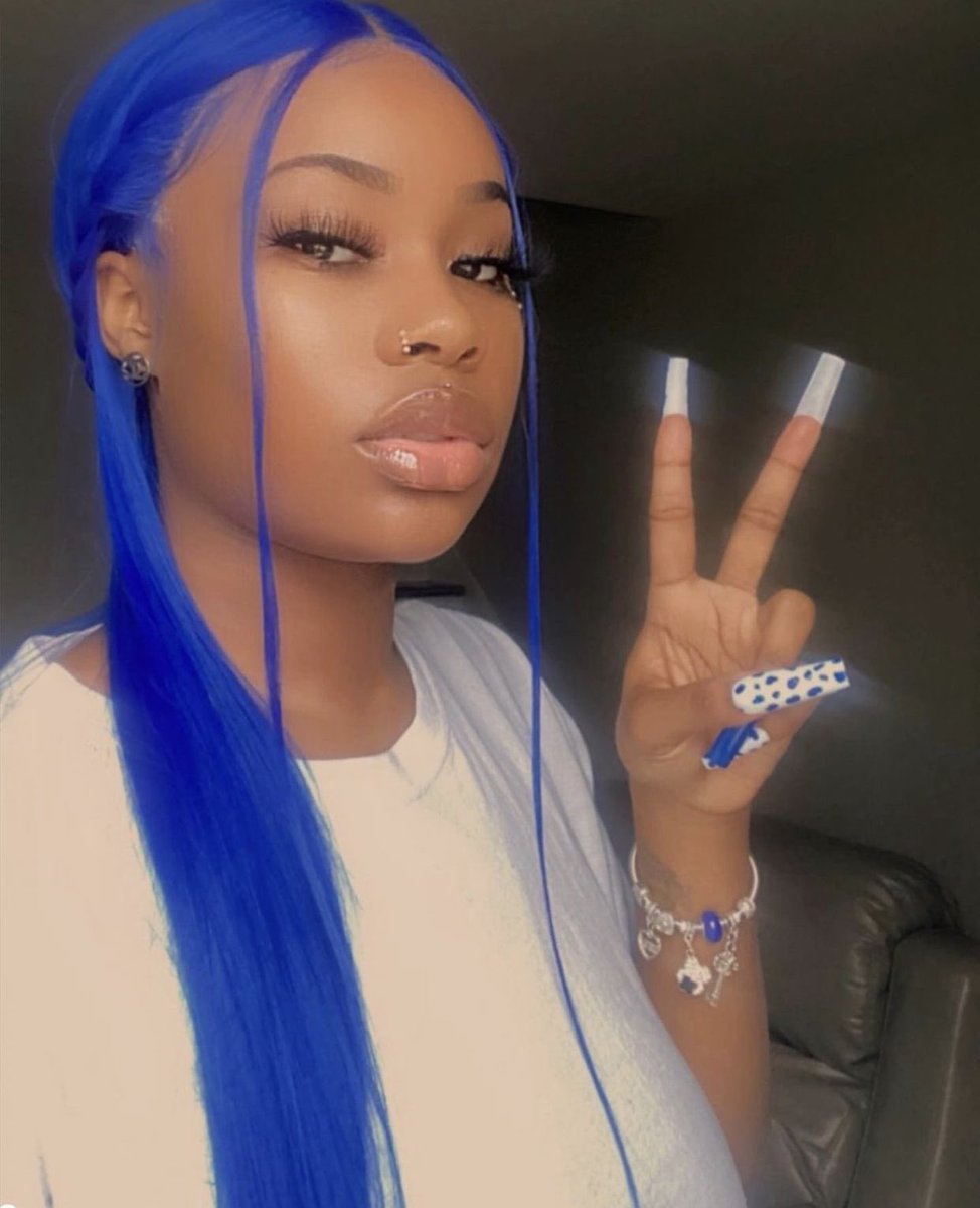 teesoforeign's tweet image. Jus made yo fav color blue 😏💙🥶