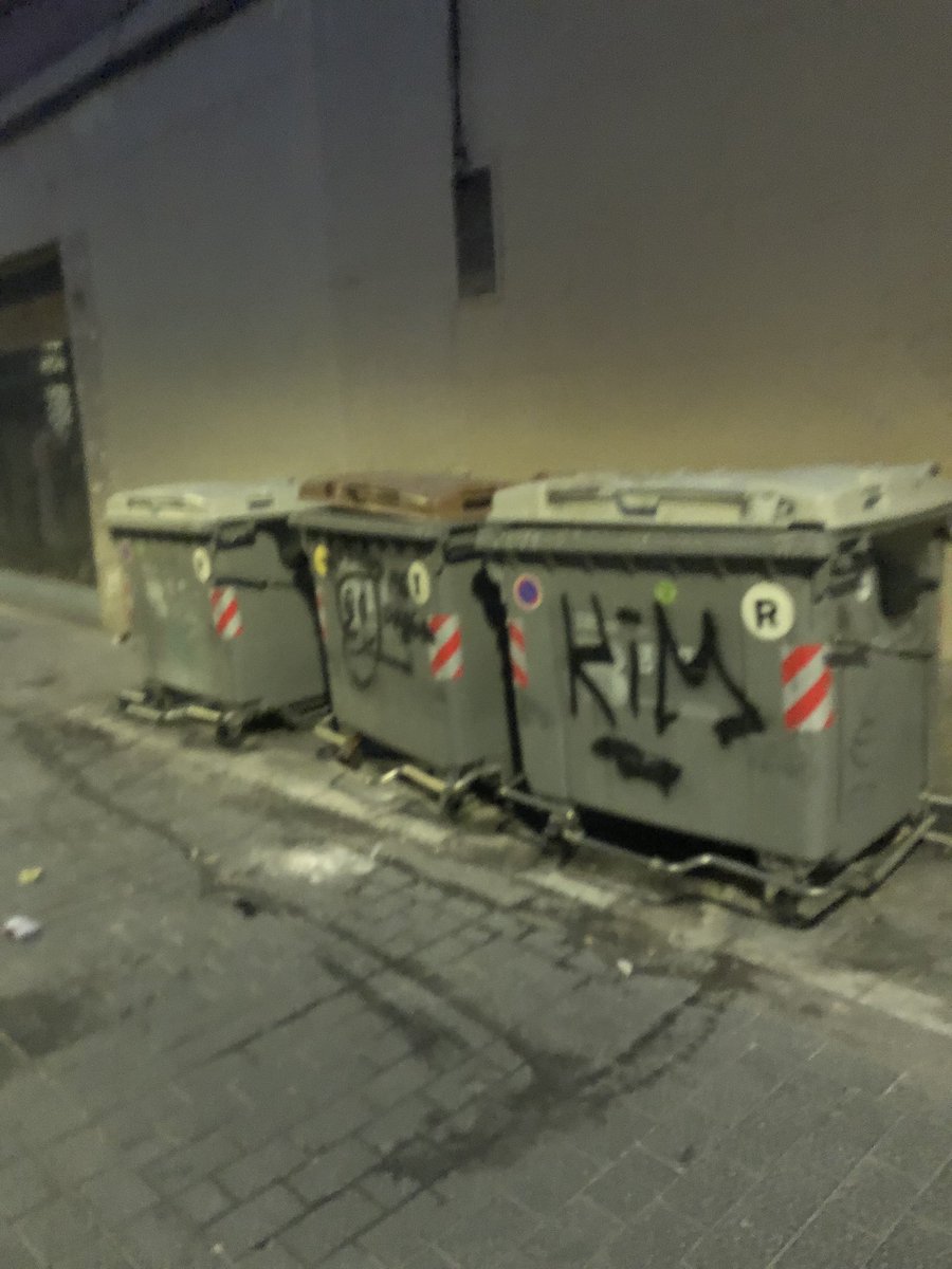 torrijosdebaix's tweet photo. @Bcn_Gracia I aixi porten anys i anys molt parlar molta ruta, però on estan els fets @eloibadia @JordiFarriol ? @jordirab que #viladegracia és optima vas dir en una reunió oi? No calen disculpes, amb que treballeu com cal d’una vegada hi ha suficient. Menys despatx més actuar https://t.co/0eu7DLJm6N