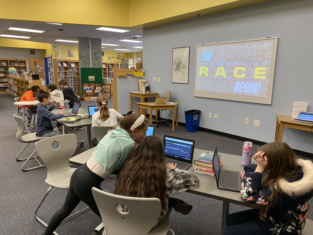 4th grade students are hard at work racing around the world using Google Earth! <a href="/MrBrogni/">Ken Brogni</a> <a href="/WindsorWildcats/">WindsorWildcats</a>