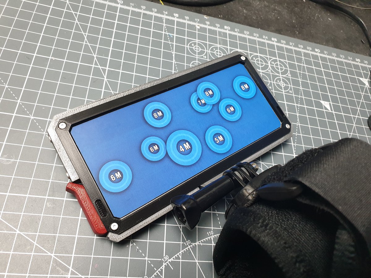 My redesign of IQ's Electronics Detector. I completely remodelled my design to make this screen-accurate, and now include an adjustable wrist mount. #RainbowSixSiege

Must-have addition for any IQ cosplay!

Available at: darny3d.com/product/iq-sca…