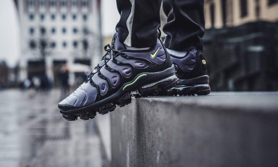 SOLELINKS on Twitter: "Ad: Nike Air VaporMax Plus 'Black/Volt' restocked  today via Nike US =&gt; https://t.co/o68zCN3Oxq https://t.co/Hdfmpl1Qgf" /  Twitter