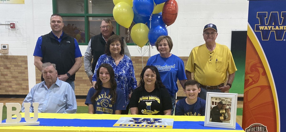 Idalou’s Taylor Houston has signed to play college basketball for the Wayland Baptist Flying Queens! 

Awesome!