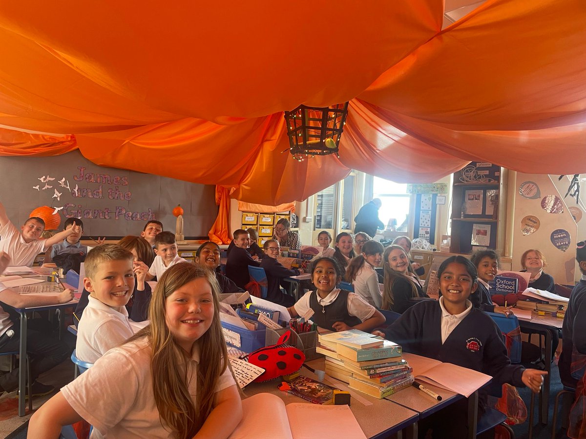 StGerards1928's tweet photo. Class 4: James and the Giant Peach https://t.co/cAIc45G6X7