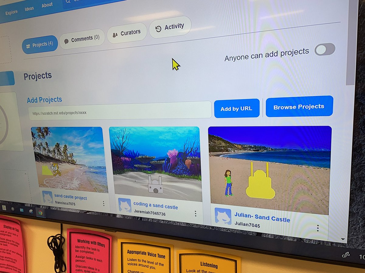 dierdreshetler's tweet photo. Using my new book via DonorsChoose to have 7th graders actually code a sandcastle in @scratch  with @joshfunkbooks ‘s book! @CartwrightSD @CastroFineArts https://t.co/3p9mzYnZcj