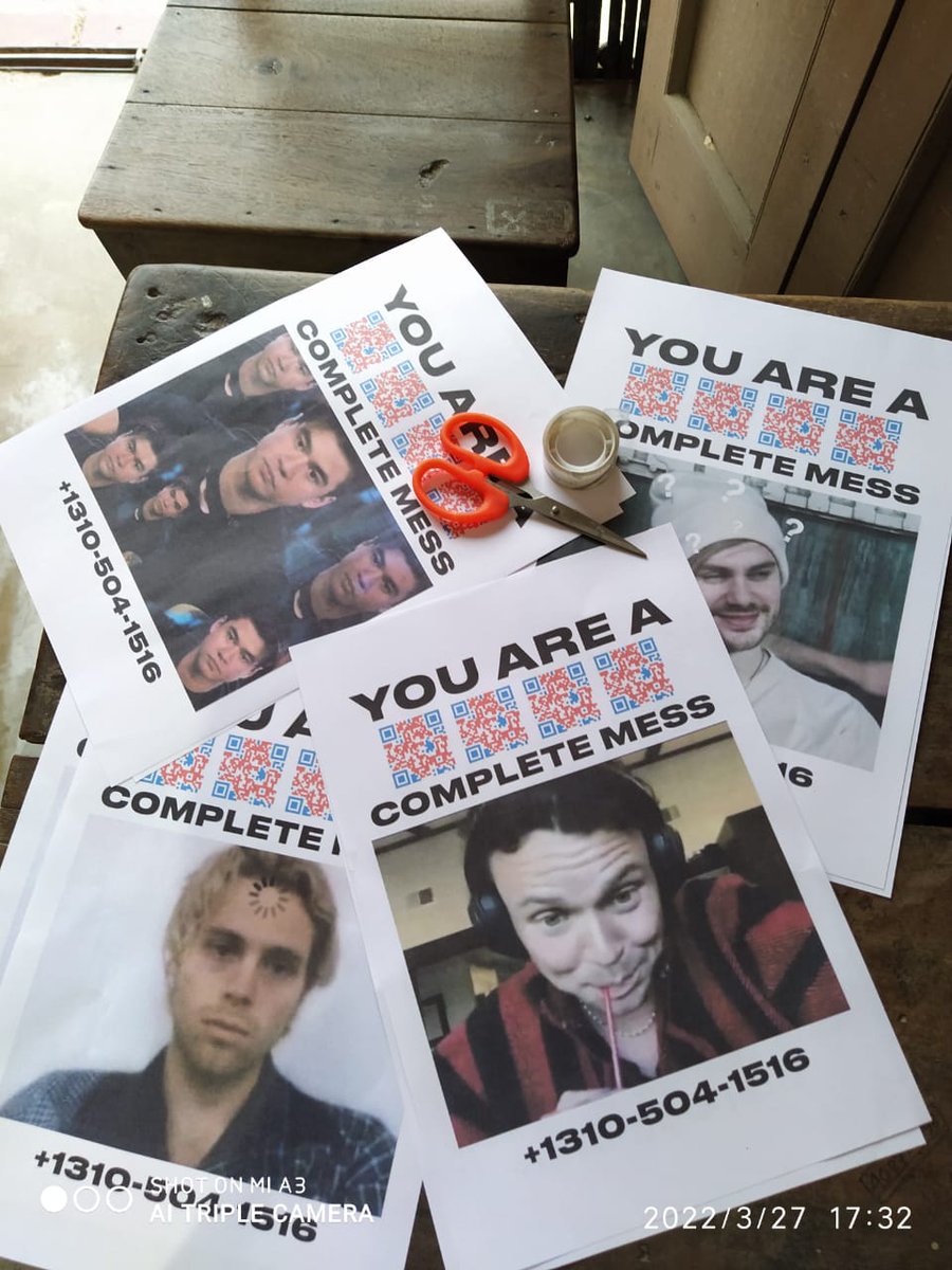 antariksha22's tweet image. I had them stick all over my place, my neighbours are just so lucky to see four 4 Aussie boys in their neighborhood 😌 #COMPLETEMESS