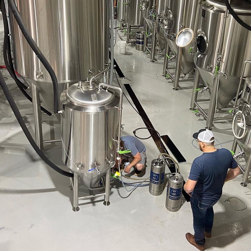 SkydanceBrewing's tweet image. Want a behind the scenes look? Make sure to go upstairs to the Eagles Nest for the best view! Tours available for groups…just give us a call to book a time. #brewerylife🍻 #n8vbrewed #skydancebrewing