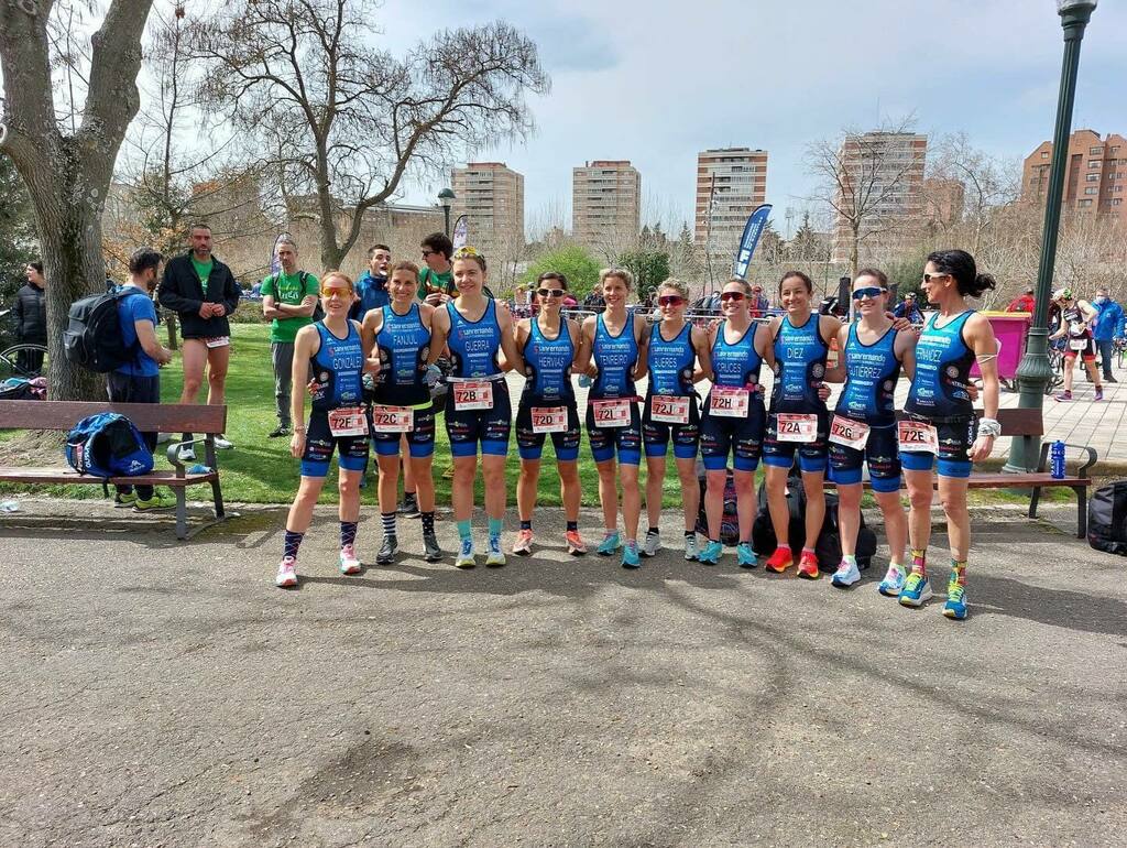 TriSantander's tweet photo. .
A veces las cosas no salen como uno tenia pensado, pero eso forma parte del deporte y sobretodo cuando se compite al máximo nivel. 
•
En Valladolid hicimos todo lo posible y aunque contábamos con ausencias importantes dimos lo mejor que teníamos. 
•
#Orgullosos de nuestras… https://t.co/74Yp9u4BcH