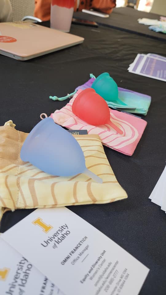 uiargonaut's tweet image. @ASUIDAHO and the @UIWomensCenter are giving away free menstrual cups and period products in the ISUB. They are there until 2 p.m. today and from 11 a.m. to 2 p.m. tomorrow.