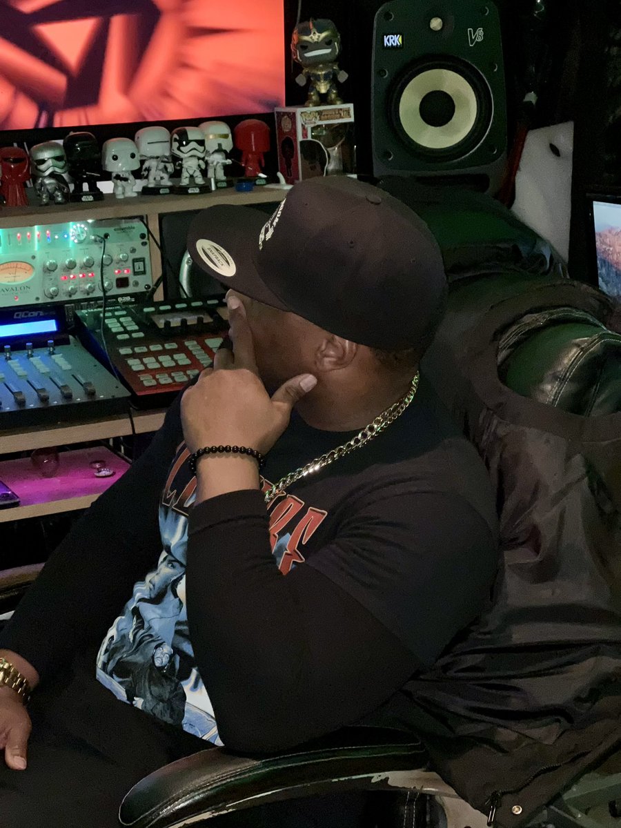 Husky (@huskythegeneral) on Twitter photo 