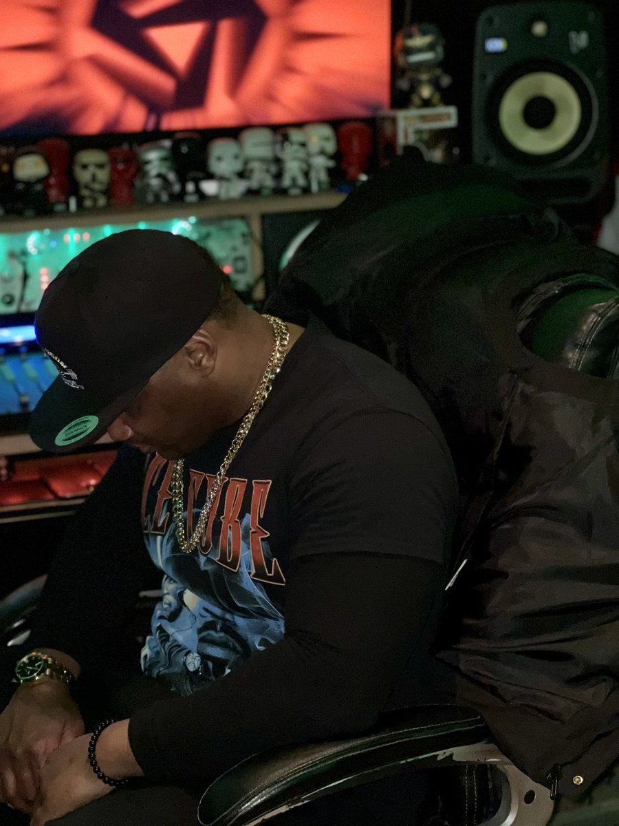 Husky (@huskythegeneral) on Twitter photo 