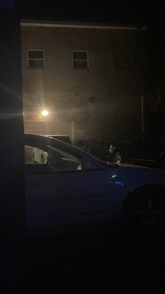 Old_and_Fun's tweet photo. Ok my neighbors are like 10 ft away. They have converted the basement to a car shop. I mean I love small business and I’m being a baby but , it’s a projector turn off yo light #lame #2ghost https://t.co/9wwVmUqgTy
