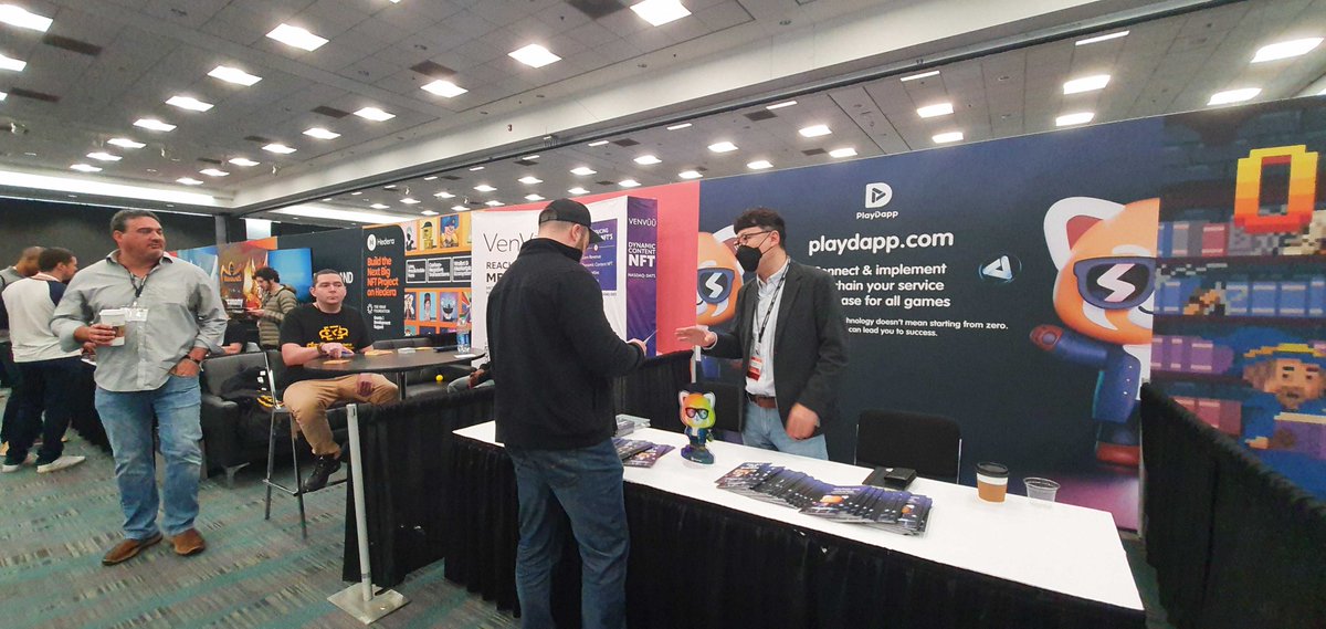 playdapp_io's tweet image. Hello Los Angeles! ☀️🌴

PlayDapp is at @NFTLAlive 2022!

Stop by Booth 162 to catch up with us during the conference and you might pick up some cool goodies too!

 #NFTLA #NFT #playtoearn