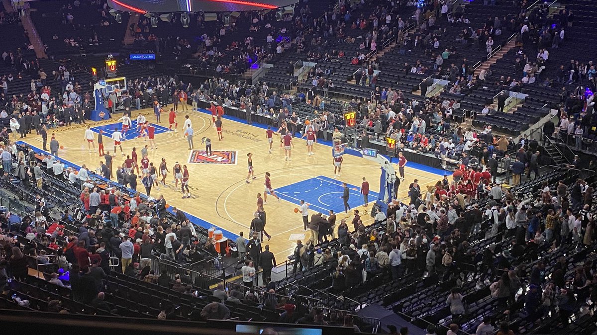 JustinW_NewsOn6's tweet photo. How you feeling 12th Man? Aggies have taken the court for warm-ups here at Madison Square Garden. It’s almost go time from NYC! #GigEm #NITFinalFour https://t.co/C2iCq6dH01