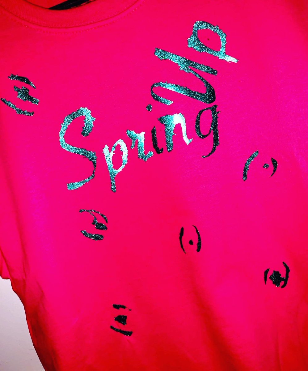 DesigningSB's tweet photo. “I want our clothes to continue to tell stories.” @ADRedding574
We continue to change the game.
#SpringUp(+) Collection Available to purchase now. 1/2 now, other half drops in #April.
#BreakingBud- 🌳.
#EasterSpecial- Pink & Green.
#SpringClouds- Random colorful hoodies. https://t.co/I2vPOucZaK