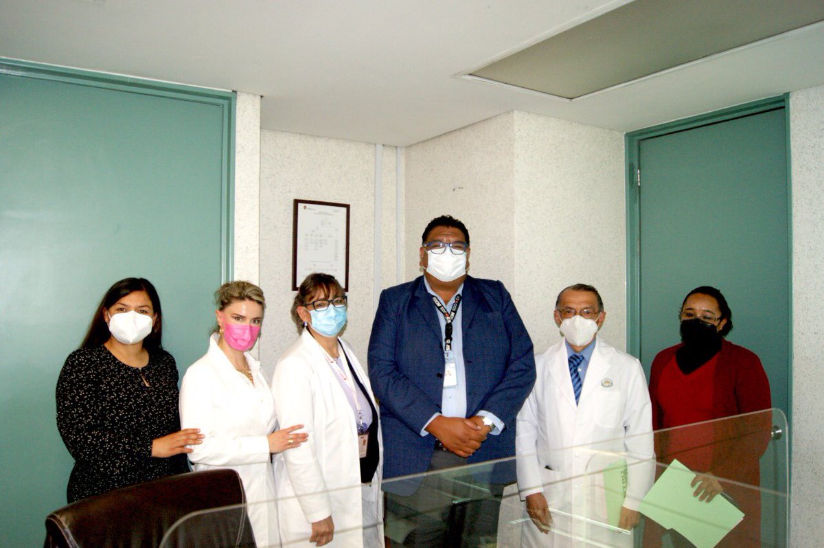 CMALopezMateos's tweet photo. Queremos lograr que en la práctica clínica del Centro Médico “Lic. Adolfo López Mateos” se formen médicos competitivos y mejor preparados, por ello, hoy nos reunimos con el Director de la Facultad de Medicina de la UAEMEX, Dr. E.P. Jerónimo Amado López Arriaga; para realizarlo. https://t.co/DI87WmGv1G