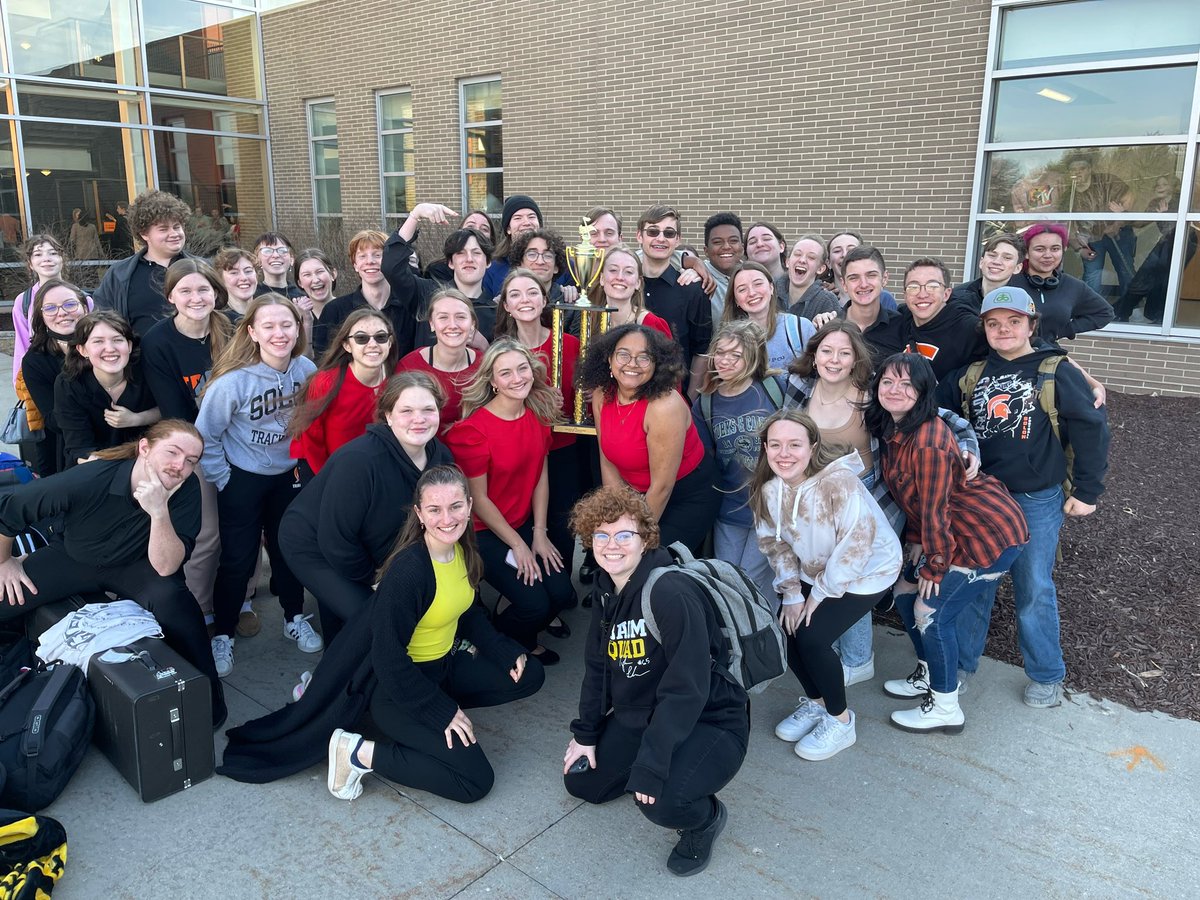 DirectorSolon's tweet photo. Iowa Vocal Jazz Champs… Again! Congrats 
#solonstrong https://t.co/V8zHGYMKrf
