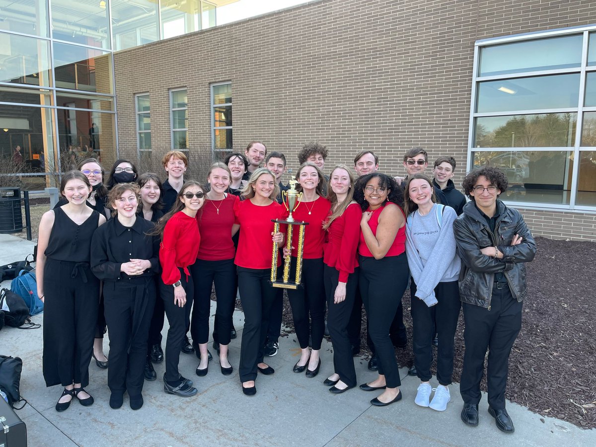 DirectorSolon's tweet photo. Iowa Vocal Jazz Champs… Again! Congrats 
#solonstrong https://t.co/V8zHGYMKrf