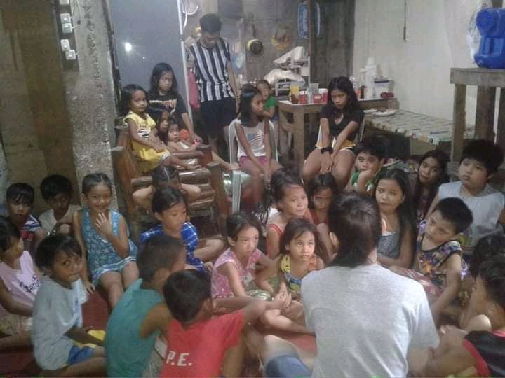 Dianah143's tweet photo. Continuity feeding program ...
Children's under by @officialXQK ..
""Bring Smiles to children's faces by inspiring many to fight against child hunger ""
Thank you once again to our SPONSOR... @officialXQK
#TheHumanirianToken
#AWorldChangingToken.. https://t.co/XCW9kytbMD