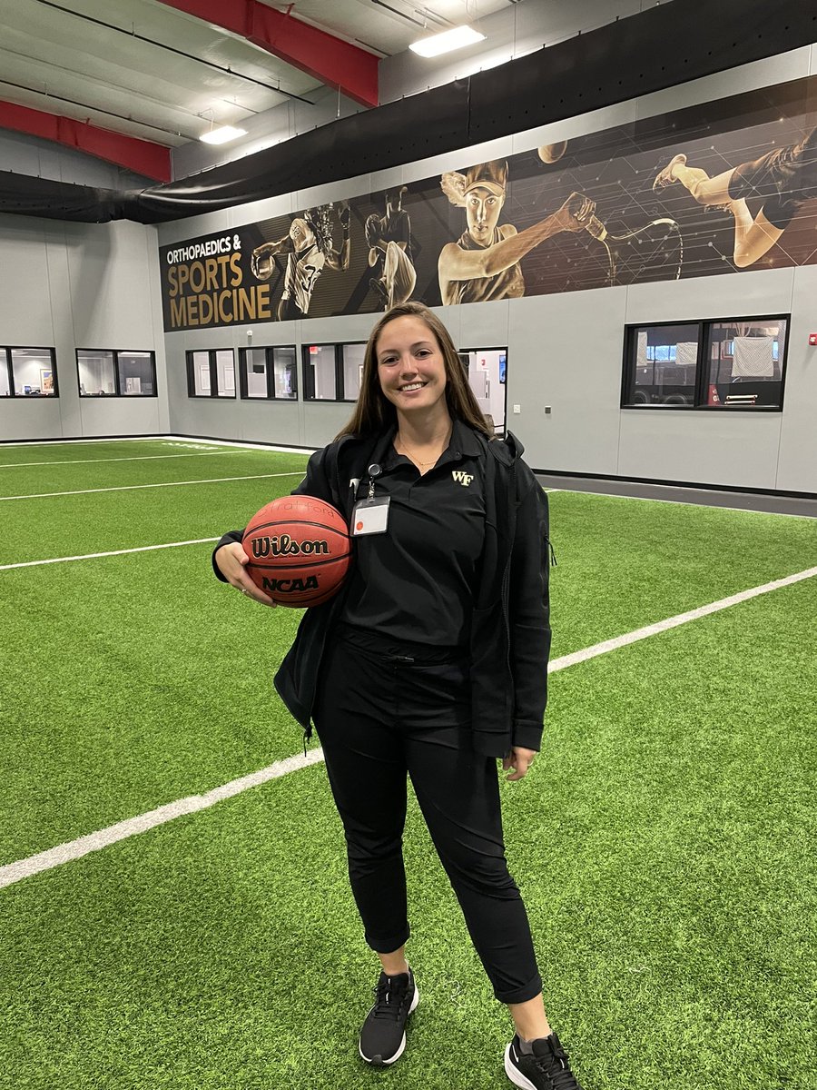 Congrats to <a href="/ECthePT/">Erin Connor</a> for her outstanding work with <a href="/AtriumHealthWFB/">Atrium Health Wake Forest Baptist</a> Sports Medicine -Stratford during her sports PT Fellowship with @WakeSportsMed . On to the WNBA with <a href="/LVAces/">Las Vegas Aces</a> 🏀👏🏻