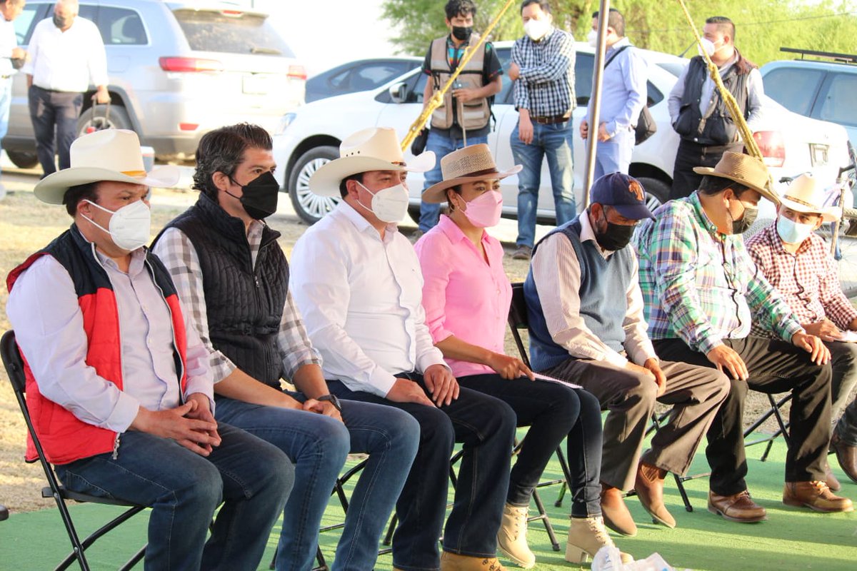 miguelarponce's tweet photo. Siempre bienvenida al #MunicipioDeLerma estimada Secretaria @LetyMejiaOfic 
Con su apoyo y el de nuestro Gobernador @alfredodelmazo coordinamos acciones para prevenir inundaciones en tierras de cultivo.

@CampoEdomex https://t.co/RywSaCp5D0