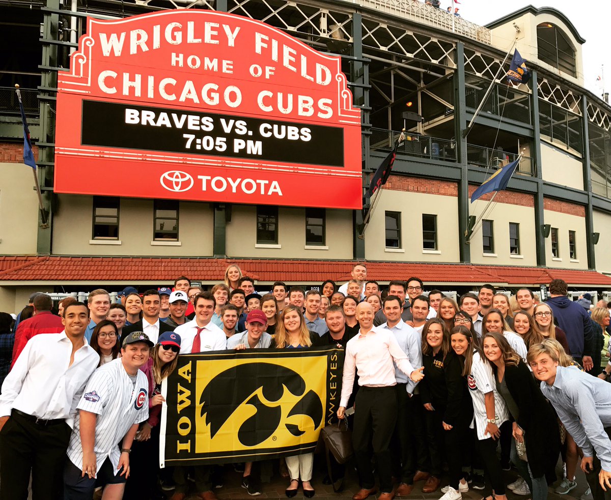 DanMatheson's tweet photo. The @UISportRecMgmt program needs your help! If you make a gift at https://t.co/hQHsxrSi4x before 11:59 p.m. March 30, you’ll help us win back-to-back #1DayForIowa leaderboard challenges and fund more field trips like this one to meet with Chicago #sportsbiz executives!  #UISRM https://t.co/dGMN0scw8G