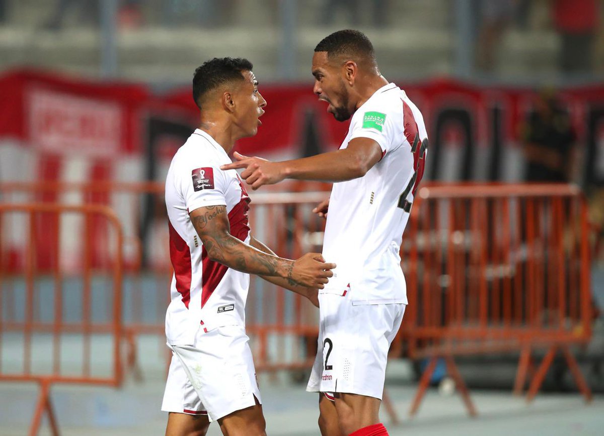 Libertadores's tweet photo. 💪🇵🇪 ¡@SeleccionPeru, al Repechaje! Venció 2-0 a Paraguay por la última fecha de las #EliminatoriasSudamericanas Catar 2022 y va por un lugar en el Mundial.

🏆 Yotún, de @ClubSCristal y que jugará la CONMEBOL #Libertadores, hizo uno de los goles. https://t.co/731BxzXwGo