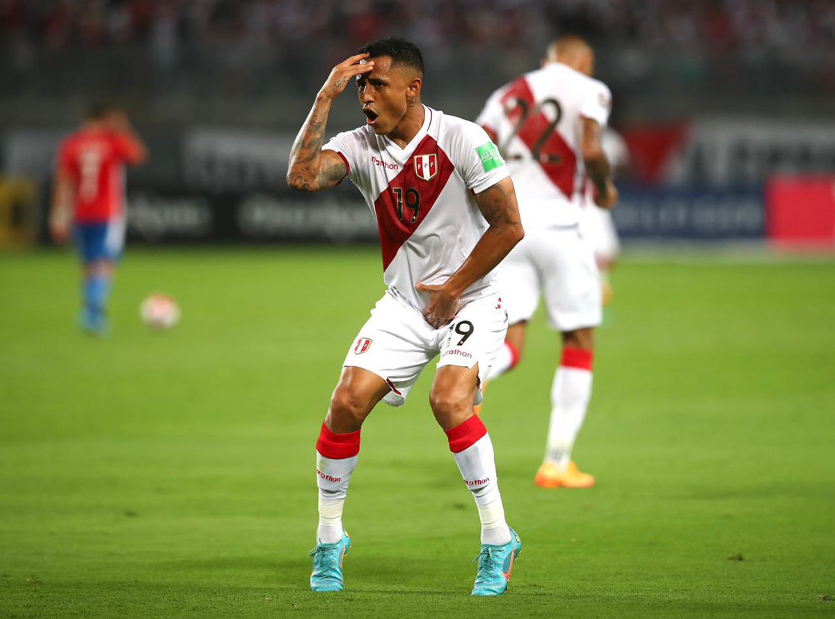 Libertadores's tweet photo. 💪🇵🇪 ¡@SeleccionPeru, al Repechaje! Venció 2-0 a Paraguay por la última fecha de las #EliminatoriasSudamericanas Catar 2022 y va por un lugar en el Mundial.

🏆 Yotún, de @ClubSCristal y que jugará la CONMEBOL #Libertadores, hizo uno de los goles. https://t.co/731BxzXwGo