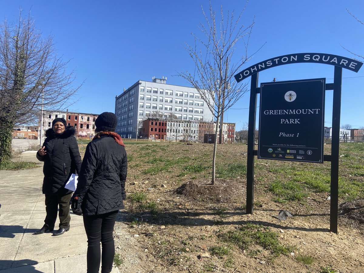 Incredible tour today with Regina Hammond of #RebuildJohnstonSquare of the work she, neighborhood & faith leaders have done over 9+ years in partnership with others like BUILD, @rebuild_metro, and more! Last weekend, they painted the flowers to slow traffic near a local school.