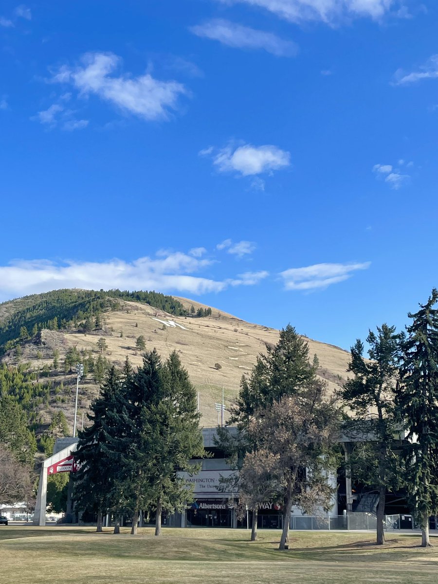 MontanaMoves's tweet photo. Oh hey there Missoula! https://t.co/RK2h4hyoin