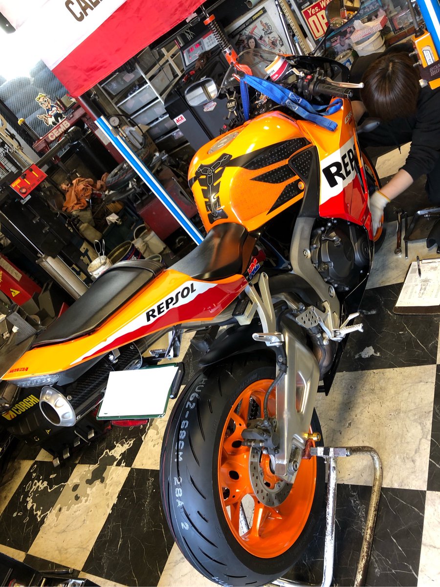 SStarcafe's tweet photo. SPEED☆STARタイヤ交換＆カフェ
本日定休日ですm(_ _)m
#MOTORISE #MOTOGP #スピードスターカフェ #2輪タイヤ交換 #テラス席 #ソファー席 #喫煙可 #モーニング https://t.co/zgCcRbqzs3