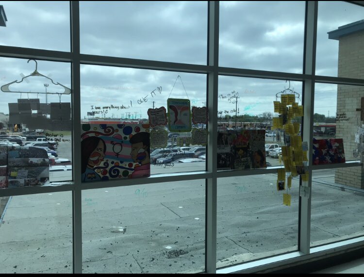 MsStewiesClass's tweet photo. Critical Issues researched different Human Rights movements. They displayed their research on a mobile & created a mural to inform people about the issues. I wish you could’ve seen the hype they gave each other. #ProudTeacher #ThisIsSEA @NISDJaySEA https://t.co/aa0eRLOG6P
