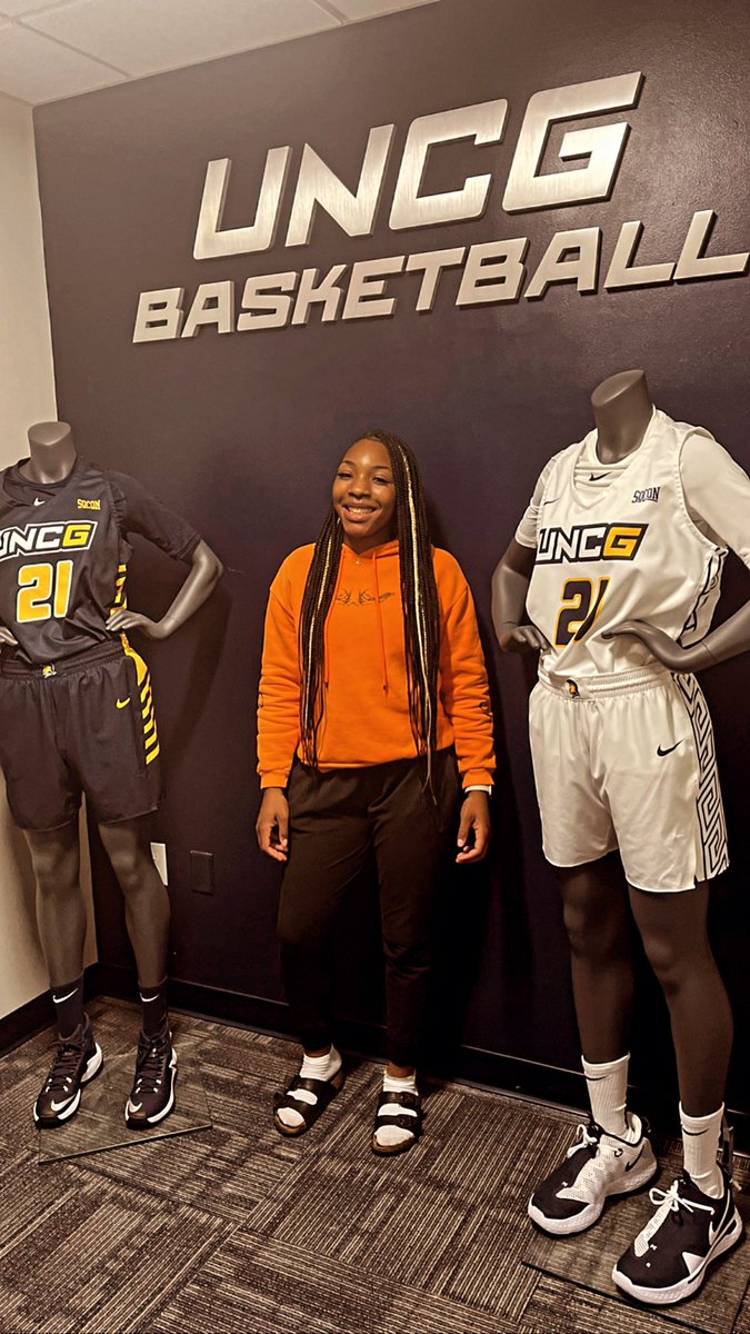 BessKennette's tweet photo. Thanks to Coach T and Coach A for the visit. I enjoyed everything! @uncgwbb ❤️ https://t.co/LlceNXZ3v7