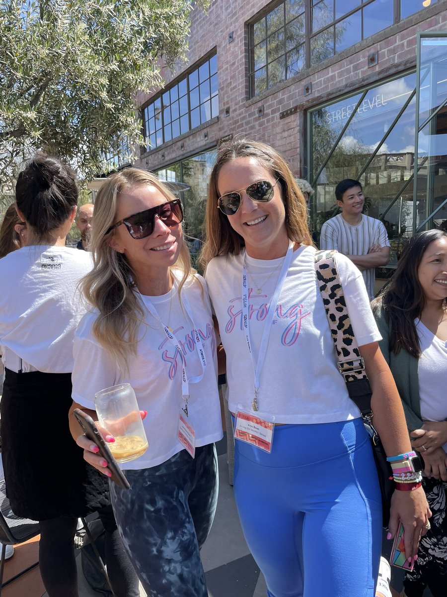 surge_women's tweet photo. Surgers at NFT LA❤️‍🔥 https://t.co/MHe5XGiLsR