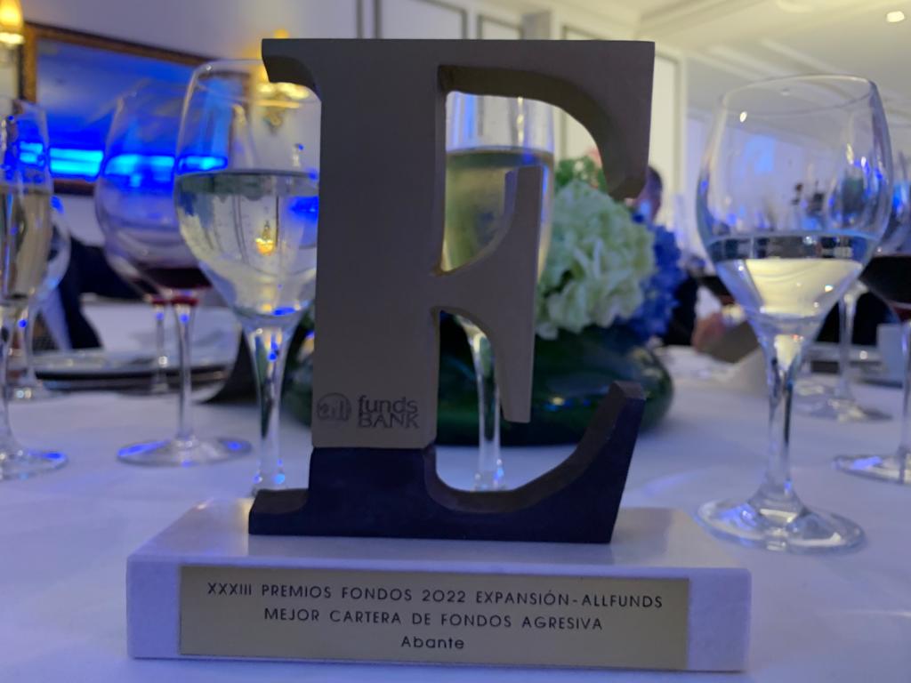 . <a href="/abanteasesores/">abanteasesores</a> mejor cartera agresiva #premiosexpansionallfunds 🏆 ¡Enhorabuena <a href="/joaquincasasus/">Joaquin Casasus</a> <a href="/angelolearico/">Ángel Olea</a> y <a href="/martacampelloc/">Marta Campello</a> !