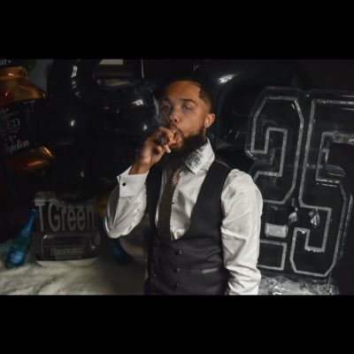 __TGREEN__'s tweet photo. #NewProfilePic https://t.co/QkUgh4b3DA