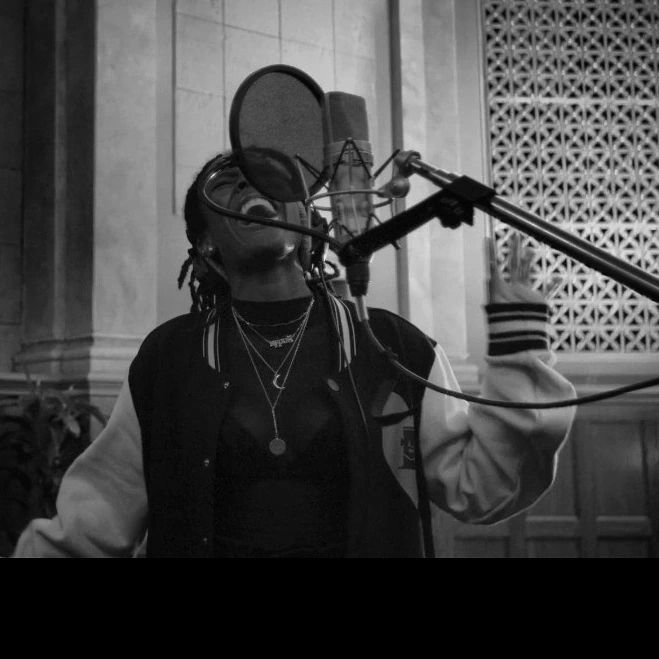 KittenKuroi's tweet photo. Two things I wanna share:

I'm performing April 2nd at The Venice West with #BrandonJenner

I'm performing April 15th &amp; April 22nd at Coachella with @nikizefanya

I do musics. https://t.co/iPIEZ2tUjg